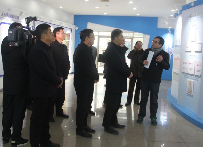 副省长罗小云来校调研