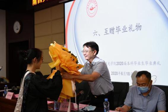 2326d27091fc4e4bae53af79585ef889.png 8.png