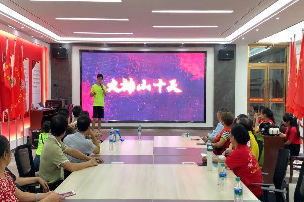 664d540b1a6f4a33b48924ad3dab33e9.jpg 44.jpg