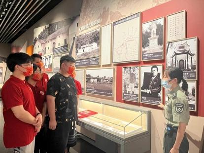 4ce4b7504a034ea0bff12f73e0fe44fb.jpg 4ce4b7504a034ea0bff12f73e0fe44fb.jpg