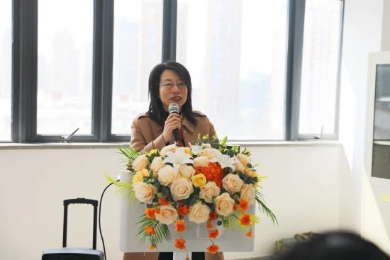 8f35341fd84e4f9fb8721f07c20e7467.jpg 8f35341fd84e4f9fb8721f07c20e7467.jpg