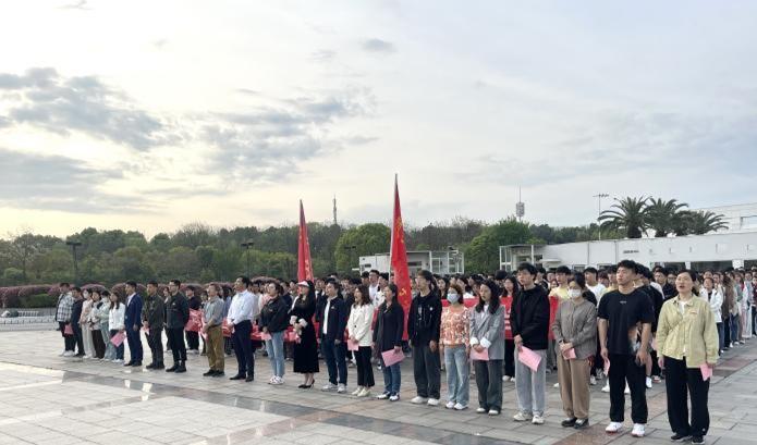 9aabb8c23ae5497ca994c40a59782cf3.jpg 9aabb8c23ae5497ca994c40a59782cf3.jpg