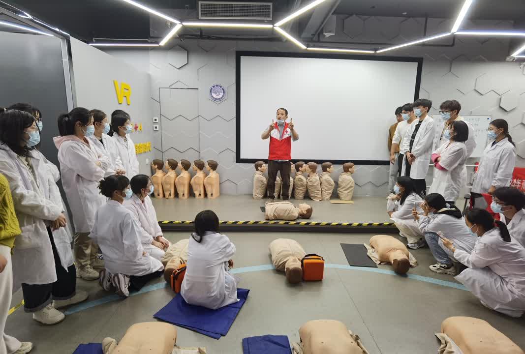 ee2c563fe7194f79b11905fa13153829.jpg ee2c563fe7194f79b11905fa13153829.jpg