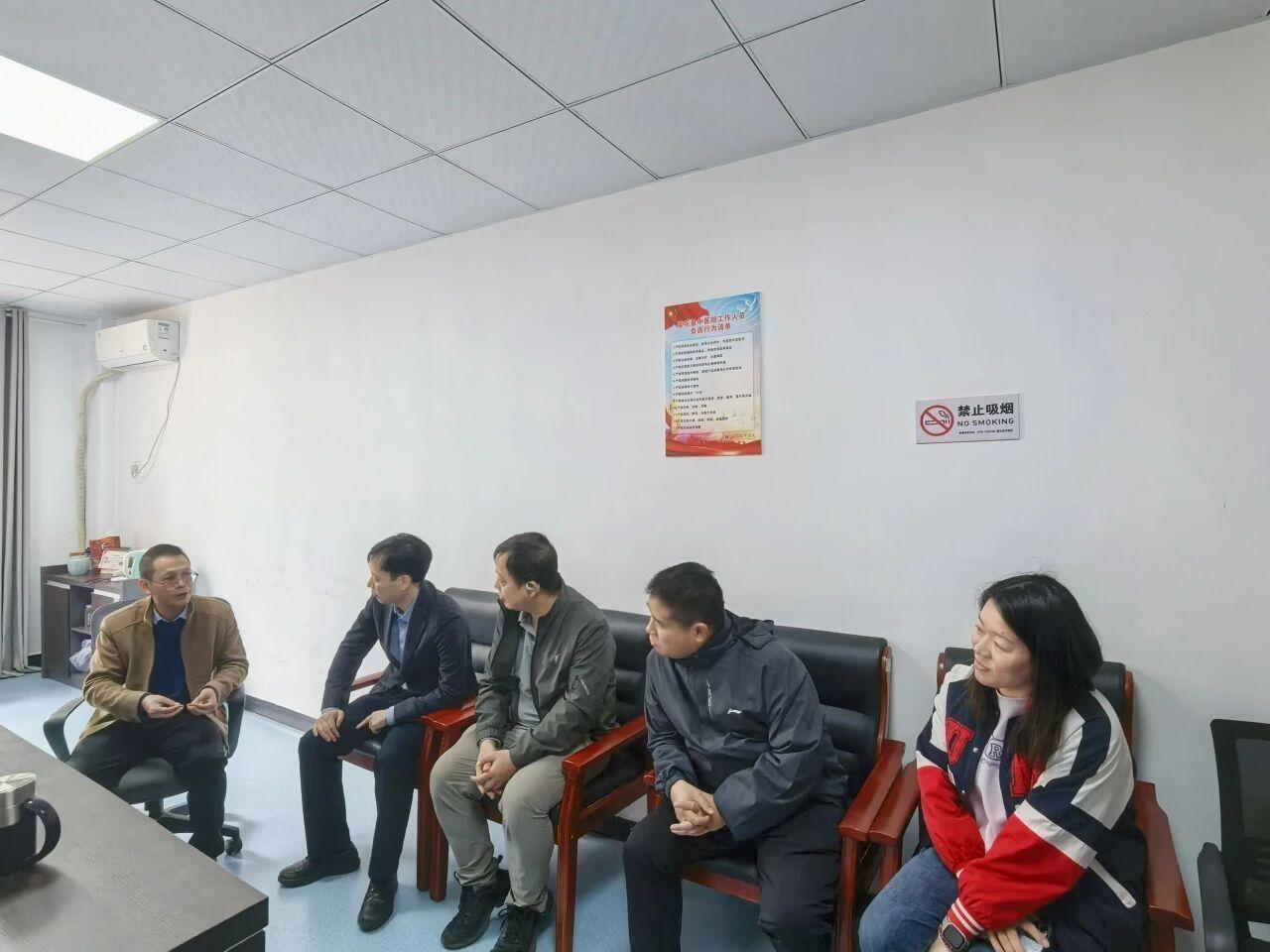 e2af90f23c8e40f09c82d9c3b57481c2.png e2af90f23c8e40f09c82d9c3b57481c2.png